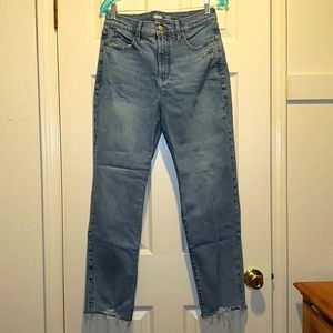 Old Navy The Sky-Hi Straight Jean Extra High Rise. Size 8.